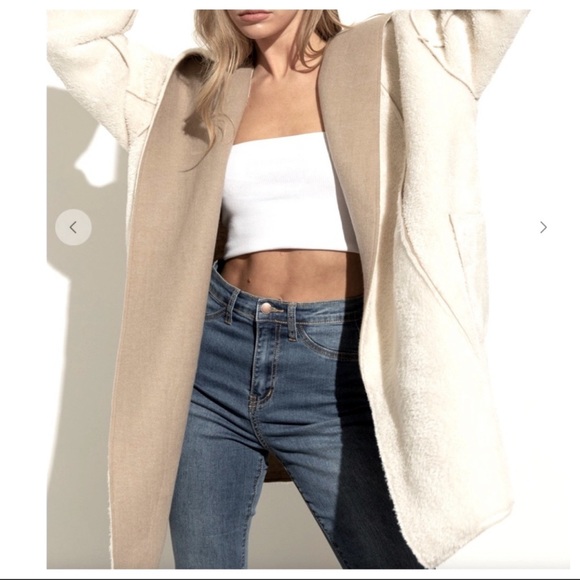 #25 Reversible Long Sleeve Sherpa Fur Jacket - Picture 5 of 10